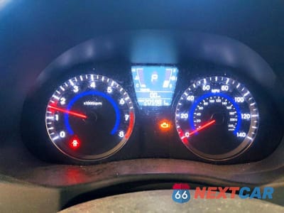 Zdjęcie 9 z 12 samochodu: 2014 HYUNDAI ACCENT GLS VIN:KMHCT4AE4EU641069 - miniatura