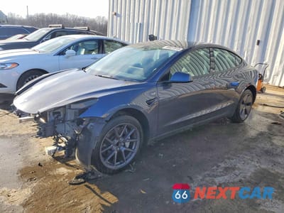 2023 TESLA MODEL 3 5YJ3E1EA3PF699223 - główne zdjęcie licytacji z USA - miniatura