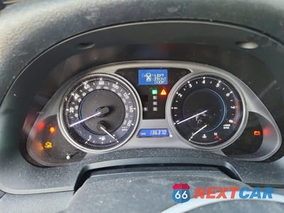 Zdjęcie 9 z 13 samochodu: 2008 LEXUS IS 250 VIN:JTHBK262X82059515 - miniatura