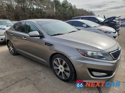 Czwarte zdjęcie samochodu z boku: 2012 KIA OPTIMA SX VIN:5XXGR4A67CG071066 - miniatura