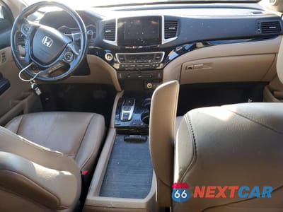 Zdjęcie 8 z 14 samochodu: 2016 HONDA PILOT TOURING VIN:5FNYF5H98GB016380 - miniatura