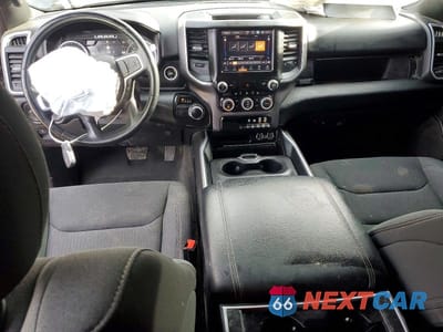Zdjęcie 8 z 12 samochodu: 2022 RAM 1500 BIG HORN VIN:1C6RREBT7NN329393 - miniatura