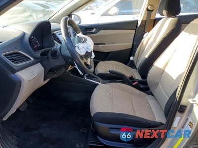 Zdjęcie 7 z 11 samochodu: 2019 HYUNDAI ACCENT SE VIN:3KPC24A34KE065077 - miniatura