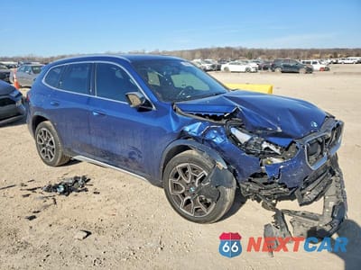 Czwarte zdjęcie samochodu z boku: 2024 BMW X1 XDRIVE28I VIN:WBX73EF08R5Z06426 - miniatura