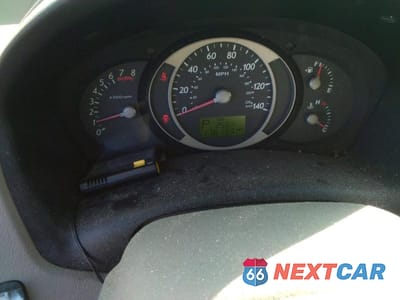 Zdjęcie 9 z 11 samochodu: 2005 HYUNDAI TUCSON GLS VIN:KM8JN72D25U132610 - miniatura