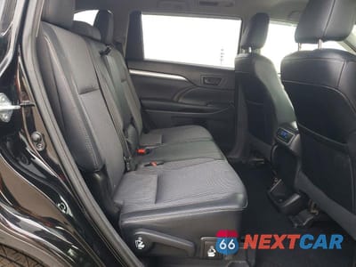 Zdjęcie 11 z 14 samochodu: 2015 TOYOTA HIGHLANDER LE VIN:5TDBKRFH3FS146189 - miniatura