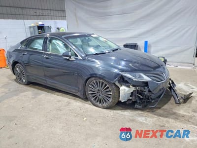 Czwarte zdjęcie samochodu z boku: 2015 LINCOLN MKZ VIN:3LN6L2JK5FR625091 - miniatura