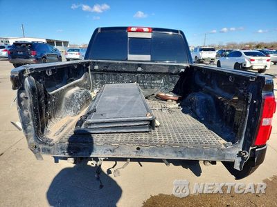 Zdjęcie 6 z 13 samochodu: 2014 GMC SIERRA K1500 DENALI VIN:3GTU2WEC1EG419172 - miniatura