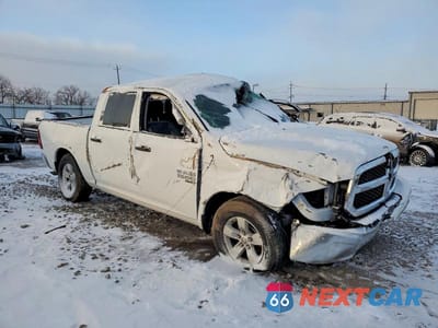 Czwarte zdjęcie samochodu z boku: 2023 RAM 1500 CLASSIC SLT VIN:1C6RR6LG0PS541998 - miniatura