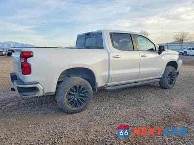 Trzecie zdjęcie samochodu z tyłu: 2021 CHEVROLET SILVERADO K1500 RST VIN:1GCUYEET6MZ130330 - miniatura