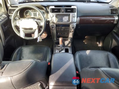 Zdjęcie 8 z 12 samochodu: 2017 TOYOTA 4RUNNER SR5 VIN:JTEZU5JR2H5156475 - miniatura