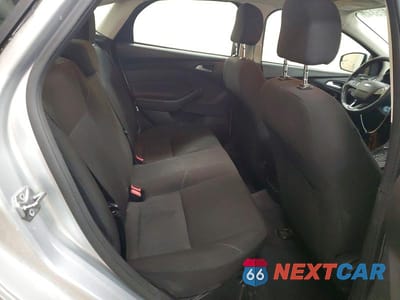 Zdjęcie 10 z 11 samochodu: 2016 FORD FOCUS SE VIN:1FADP3F21GL267377 - miniatura