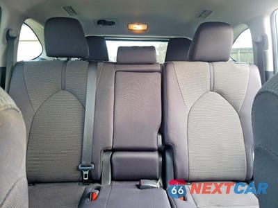 Zdjęcie 10 z 13 samochodu: 2025 TOYOTA HIGHLANDER LE VIN:5TDKDRAH3SS550475 - miniatura