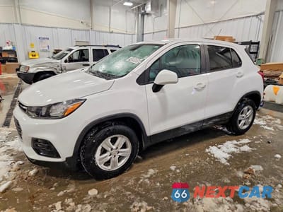 2020 CHEVROLET TRAX LS 3GNCJNSBXLL264721 - główne zdjęcie licytacji z USA - miniatura