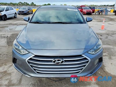 Piąte zdjęcie samochodu w środku: 2018 HYUNDAI ELANTRA SEL VIN:KMHD84LF7JU611764 - miniatura