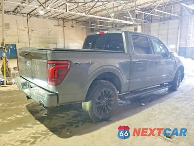 Trzecie zdjęcie samochodu z tyłu: 2025 FORD F150 LARIAT VIN:1FTFW5LD1SFB18496 - miniatura