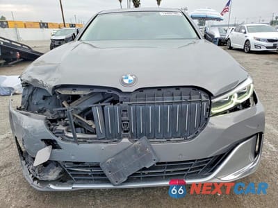 Piąte zdjęcie samochodu w środku: 2021 BMW 740 I VIN:WBA7T2C03MCF81480 - miniatura