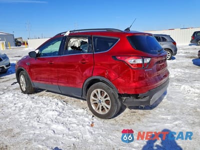 Drugie zdjęcie samochodu z przodu: 2018 FORD ESCAPE SE VIN:1FMCU0GD7JUD03258 - miniatura