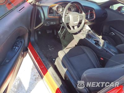 Zdjęcie 15 z 26 samochodu: 2018 DODGE CHALLENGER SXT VIN:2C3CDZAGXJH237419 - miniatura