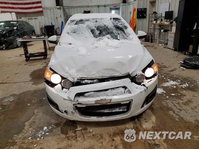 Piąte zdjęcie samochodu w środku: 2012 CHEVROLET SONIC LS VIN:1G1JA6SH6C4141426 - miniatura