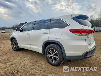 Drugie zdjęcie samochodu z przodu: 2017 TOYOTA HIGHLANDER LE VIN:5TDZZRFH5HS211346 - miniatura