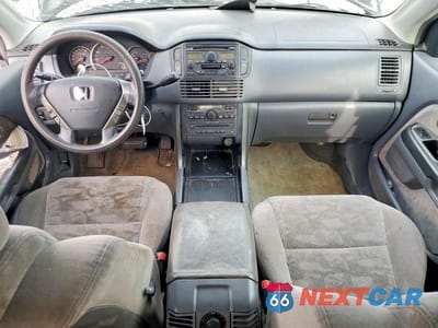 Zdjęcie 8 z 12 samochodu: 2005 HONDA PILOT EX VIN:5FNYF184X5B018433 - miniatura