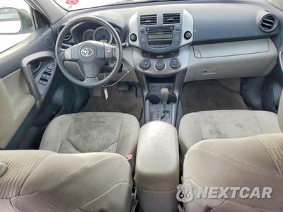 Zdjęcie 8 z 13 samochodu: 2009 TOYOTA RAV4 VIN:JTMBF35V895005749 - miniatura