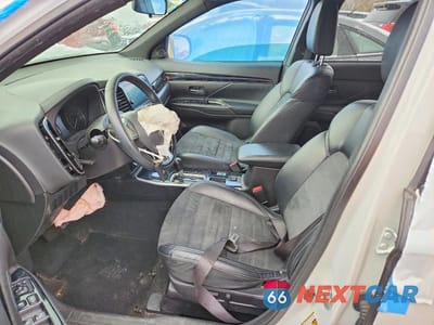 Zdjęcie 7 z 12 samochodu: 2019 MITSUBISHI OUTLANDER SE VIN:JA4AD3A31KZ035304 - miniatura