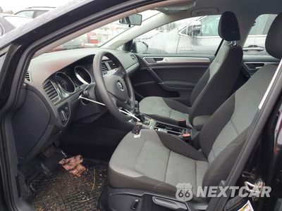 Zdjęcie 7 z 12 samochodu: 2016 VOLKSWAGEN E-GOLF SE VIN:WVWKP7AU1GW900816 - miniatura
