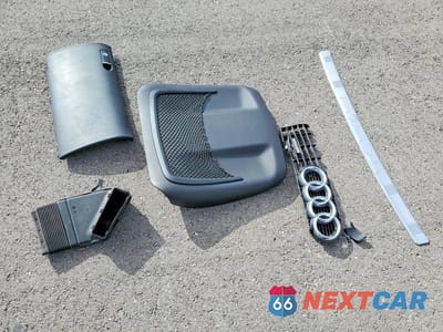 Zdjęcie 12 z 12 samochodu: 2007 AUDI A4 2.0T QUATTRO VIN:WAUDF78E77A101837 - miniatura