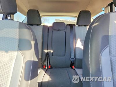 Zdjęcie 10 z 13 samochodu: 2017 FORD ESCAPE SE VIN:1FMCU9GD5HUA84461 - miniatura