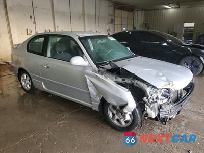 Czwarte zdjęcie samochodu z boku: 2005 HYUNDAI ACCENT GS VIN:KMHCG35C75U355479 - miniatura