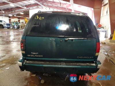 Zdjęcie 6 z 12 samochodu: 1996 CHEVROLET BLAZER VIN:1GNDT13W0T2222973 - miniatura