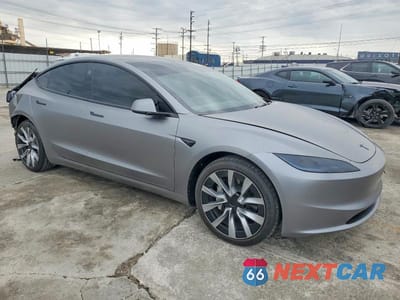 Czwarte zdjęcie samochodu z boku: 2025 TESLA MODEL 3 VIN:5YJ3E1EA8SF888250 - miniatura