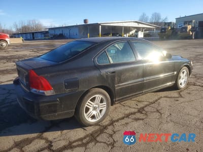 Trzecie zdjęcie samochodu z tyłu: 2006 VOLVO S60 2.5T VIN:YV1RS592662532881 - miniatura