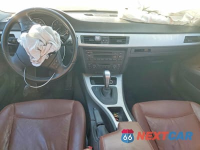 Zdjęcie 8 z 12 samochodu: 2006 BMW 325 XI VIN:WBAVD135X6KV05531 - miniatura