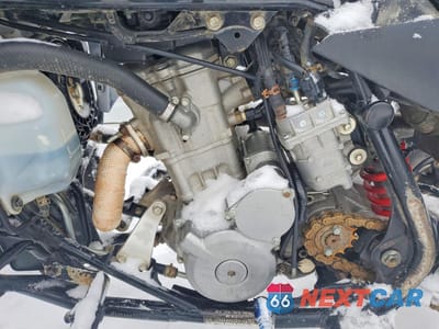 Zdjęcie 7 z 10 samochodu: 2014 SUZUKI LT-A400 VIN:JSAAK4AA2E2100104 - miniatura