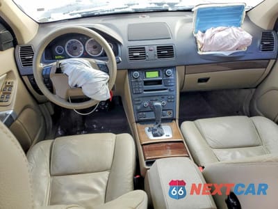 Zdjęcie 8 z 14 samochodu: 2011 VOLVO XC90 3.2 VIN:YV4952CZ3B1589571 - miniatura