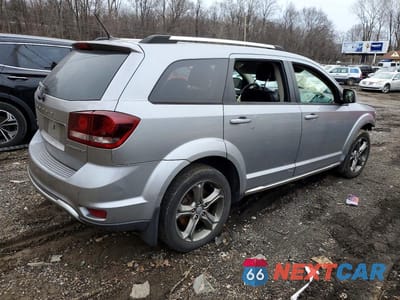 Trzecie zdjęcie samochodu z tyłu: 2017 DODGE JOURNEY CROSSROAD VIN:3C4PDCGB2HT579261 - miniatura