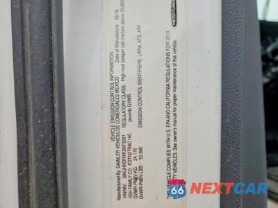 Zdjęcie 9 z 10 samochodu: 2019 FREIGHTLINER CASCADIA 126 SEMI TRUCK VIN:3AKJHHDRXKSKF5091 - miniatura