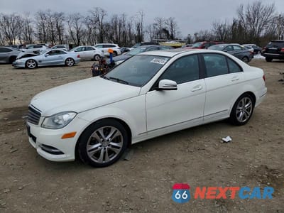 2012 MERCEDES-BENZ C 300 4MATIC WDDGF8BB2CA633114 - główne zdjęcie licytacji z USA - miniatura