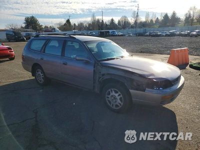 Czwarte zdjęcie samochodu z boku: 1996 TOYOTA CAMRY LE V6 VIN:4T1EF12K5TU125643 - miniatura