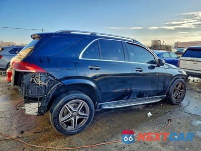 Trzecie zdjęcie samochodu z tyłu: 2020 MERCEDES-BENZ GLE 580 4MATIC VIN:4JGFB8GB9LA174136 - miniatura