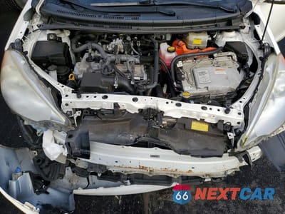 Zdjęcie 11 z 12 samochodu: 2013 TOYOTA PRIUS C VIN:JTDKDTB33D1548709 - miniatura
