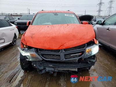 Piąte zdjęcie samochodu w środku: 2018 DODGE JOURNEY CROSSROAD VIN:3C4PDDGG8JT514941 - miniatura