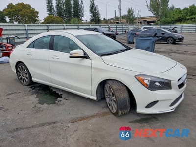 Czwarte zdjęcie samochodu z boku: 2018 MERCEDES-BENZ CLA 250 VIN:WDDSJ4EB0JN570193 - miniatura