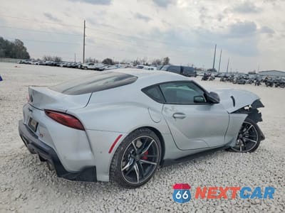 Trzecie zdjęcie samochodu z tyłu: 2020 TOYOTA SUPRA VIN:WZ1DB4C03LW029378 - miniatura