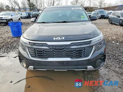 Piąte zdjęcie samochodu w środku: 2025 KIA SELTOS EX VIN:KNDERCAA4S7718892 - miniatura