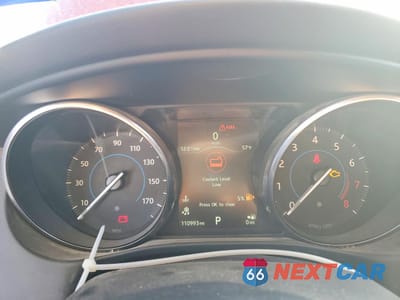 Zdjęcie 9 z 14 samochodu: 2017 JAGUAR XE R - SPORT VIN:SAJAF4BV0HA945704 - miniatura