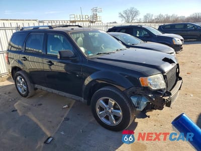 Czwarte zdjęcie samochodu z boku: 2012 FORD ESCAPE LIMITED VIN:1FMCU9EG3CKB65797 - miniatura